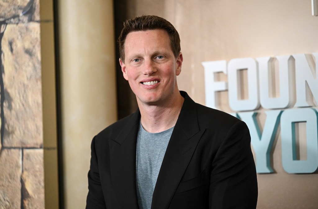 Paramount Skydance has a ‘plan B’ if Netflix wins auction for Warner ...