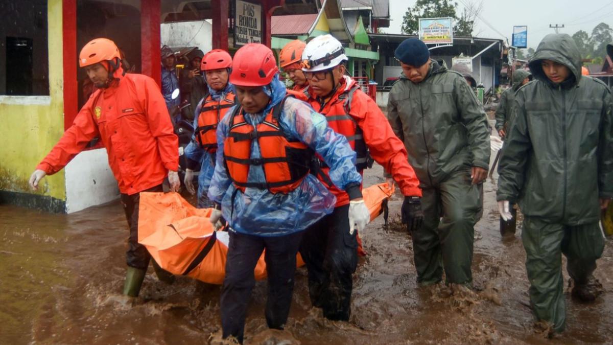 Banjir Sumatera: Cak Imin Ajak Bahlil dan Raja Juli Berhenti Saling Menyalahkan