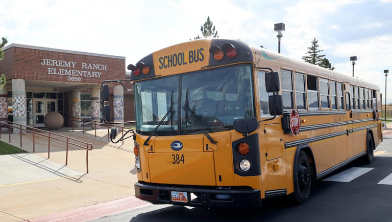 Opinion: Why electric school buses are smart policy for our kids and ...