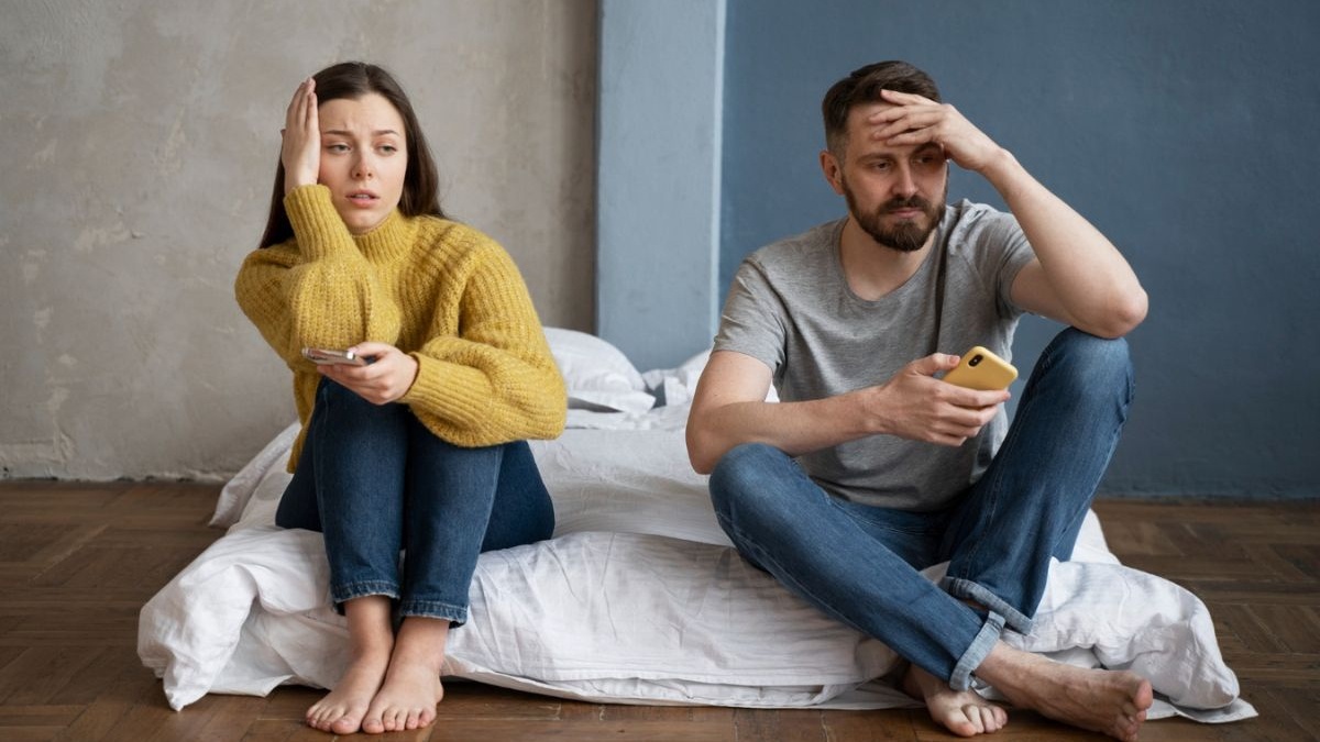 Is your relationship on pause? Recognize beige flags and avoid ...