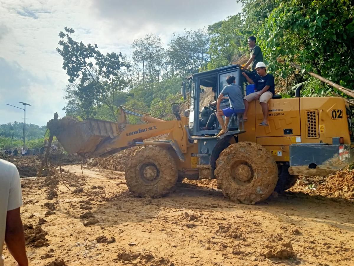 Eks Menhut Diperiksa Terkait Bencana Sumatra, Termasuk Zulhas