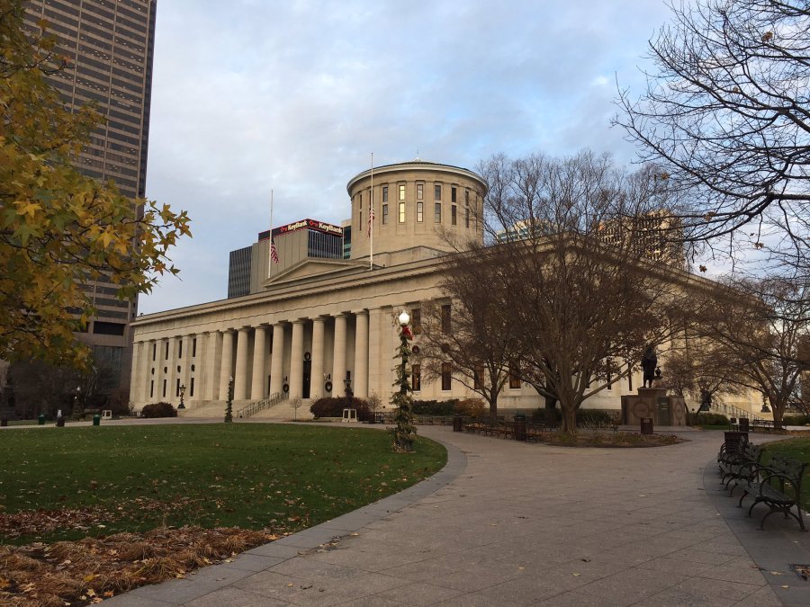 Ohio Statehouse ready for holiday season