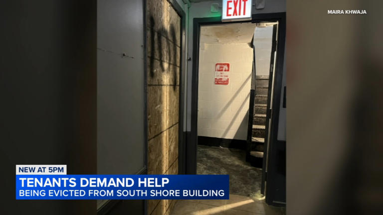 Dozens of tenants in South Shore building immigration agents raided ...