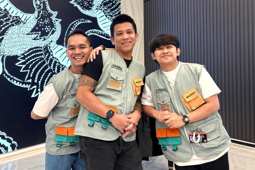 [EKSKLUSIF] Rahasia di Balik Tawa, Drama, dan Kekacauan Kreatif yang Berkembang