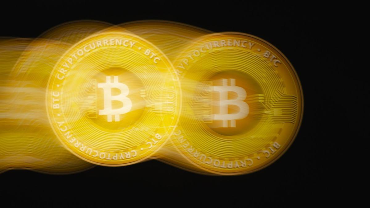 Peter Schiff, experto en economía, carga sobre la caída del Bitcoin: 