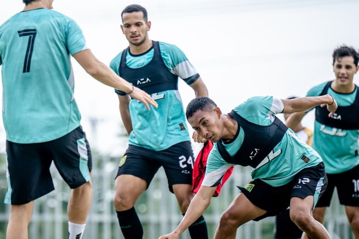 Uston Nawawi Siap Berikan yang Terbaik di Kandang PSM Makassar