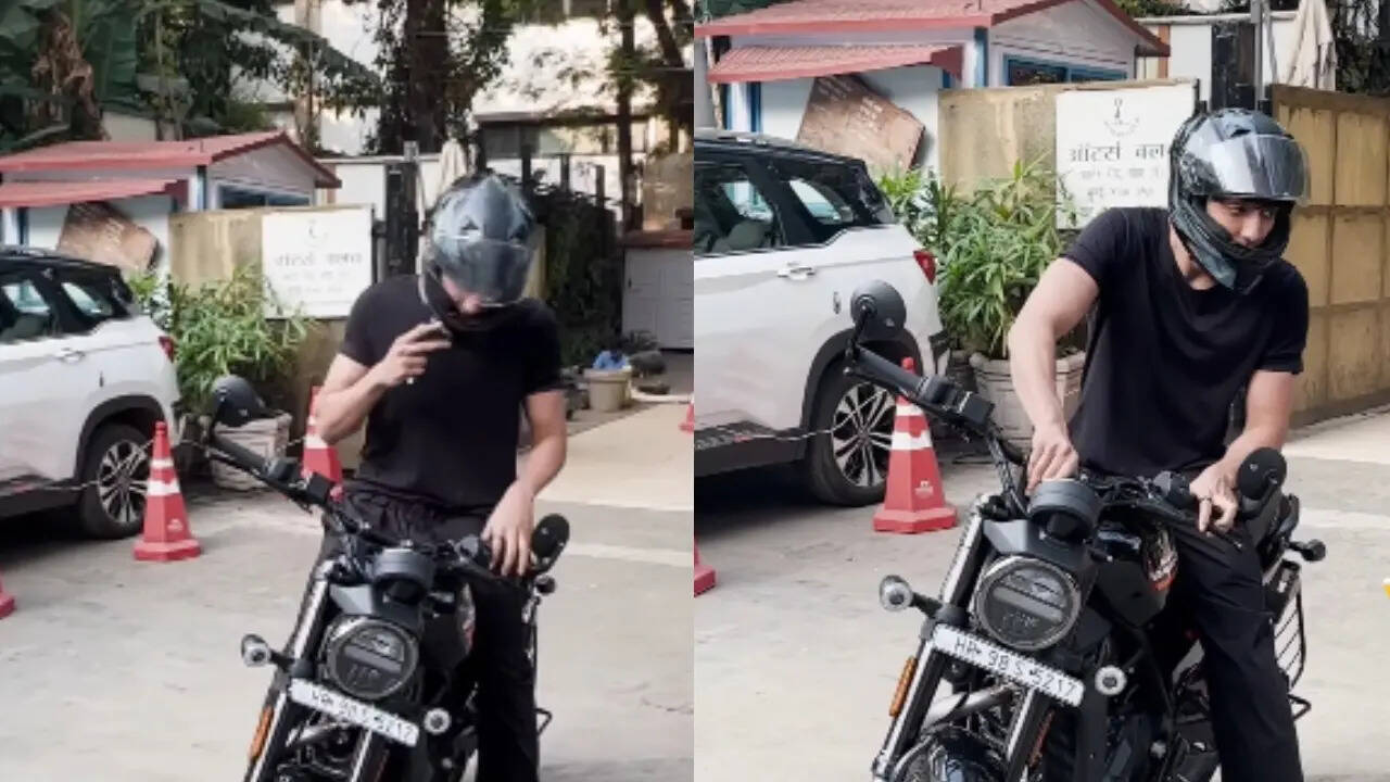 Ahaan Panday Embraces His Inner Krish Kapoor! Saiyaara Actor Seen ...