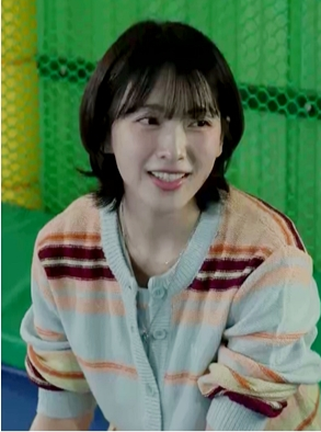 Kang Ji-young helps cousin Kim Yoon-ji with childcare… they look like