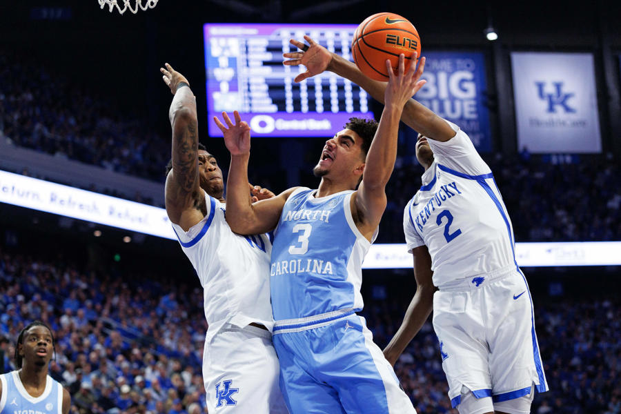 Derek Dixon 'not scared of the moment' in UNC Basketball win at Kentucky