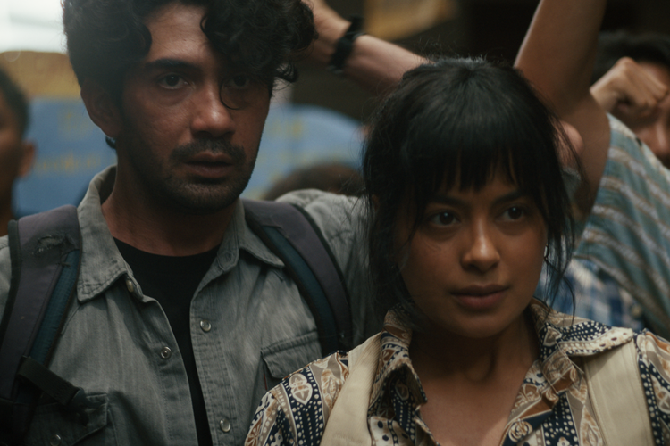 "Laut Bercerita" Jadi Film Panjang, Apa Ceritanya?