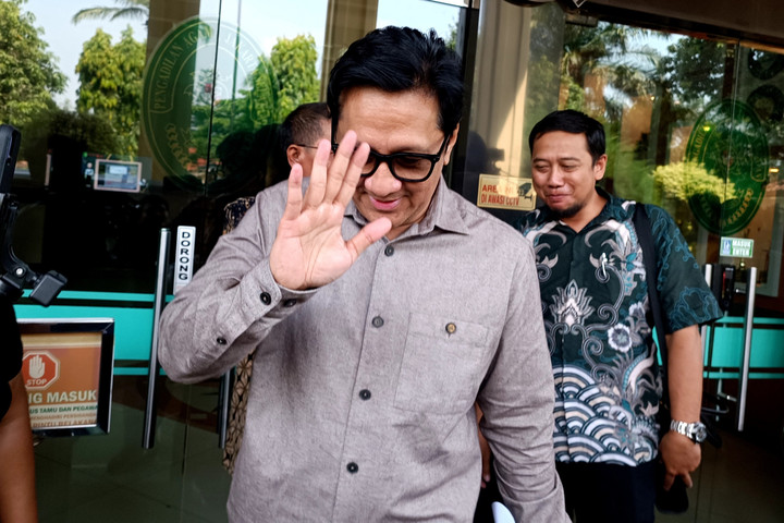 5 Berita Terpopuler: Na Daehoon Dapat Hak Asuh Anak; Tanggapan Andre Taulany 6 AA1RBgNX