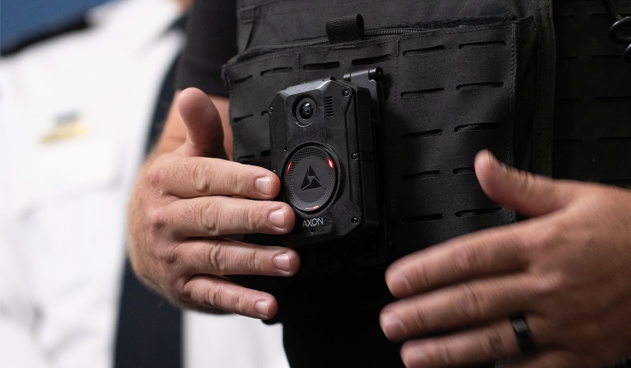 Edmonton police test AI facial recognition on body cameras