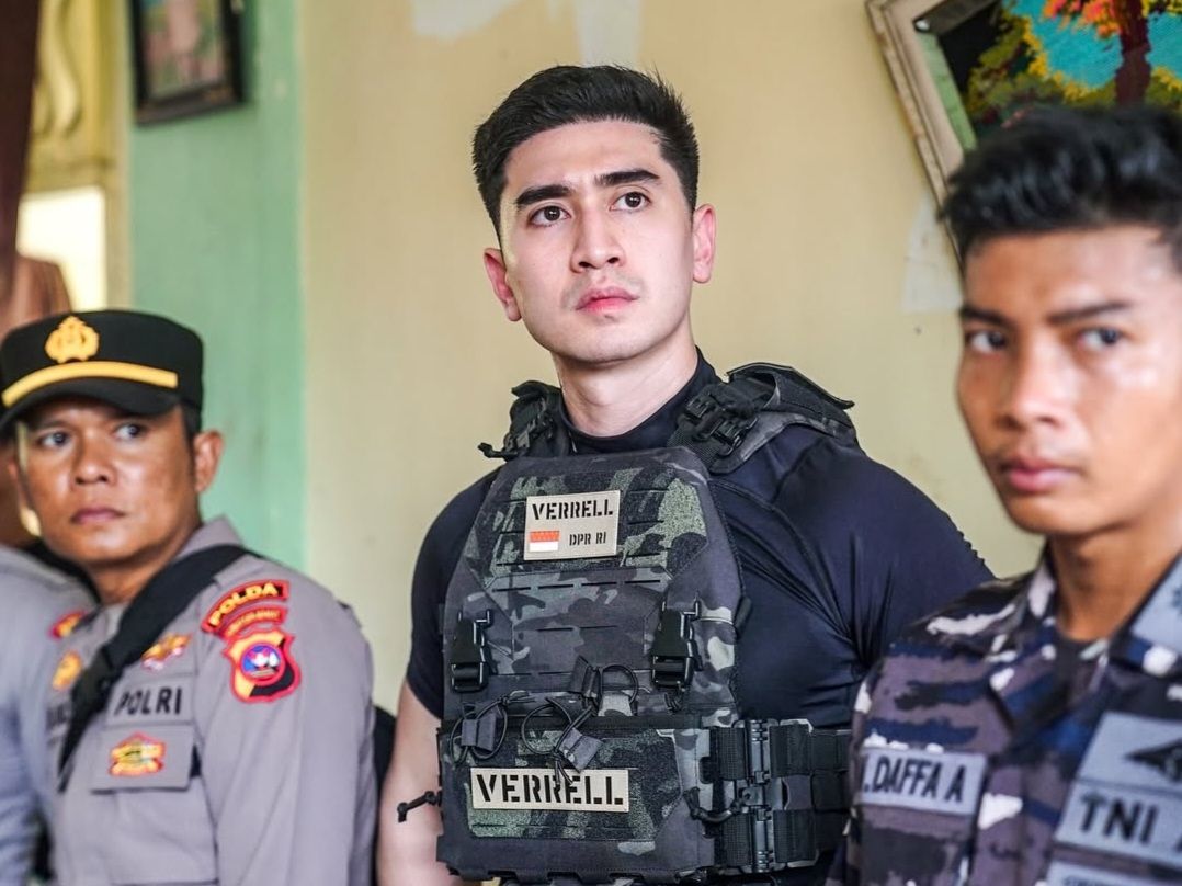 Verrell Bramasta klarifikasi soal tudingan rompi anti peluru.