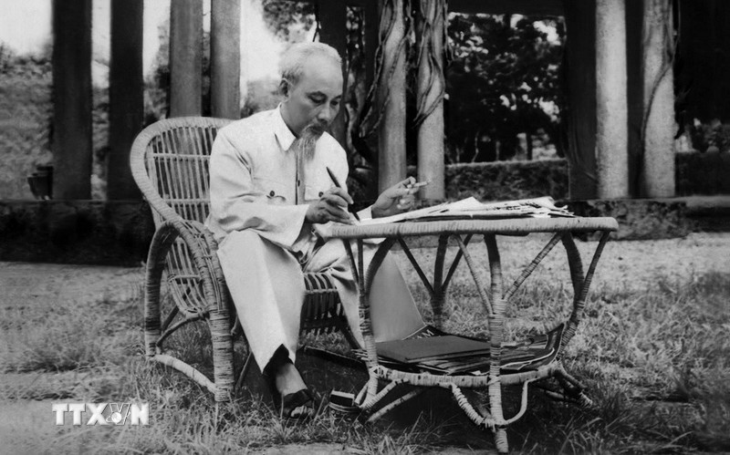 Chủ tịch Hồ Chí Minh - Anh hùng giải phóng dân tộc Việt Nam, nhà văn hóa kiệt xuất. (Ảnh: TTXVN)