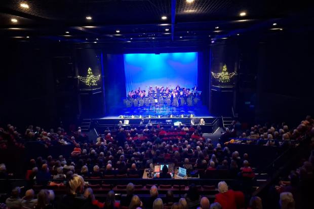 Choir fills Swindon theatre with Christmas spirit
