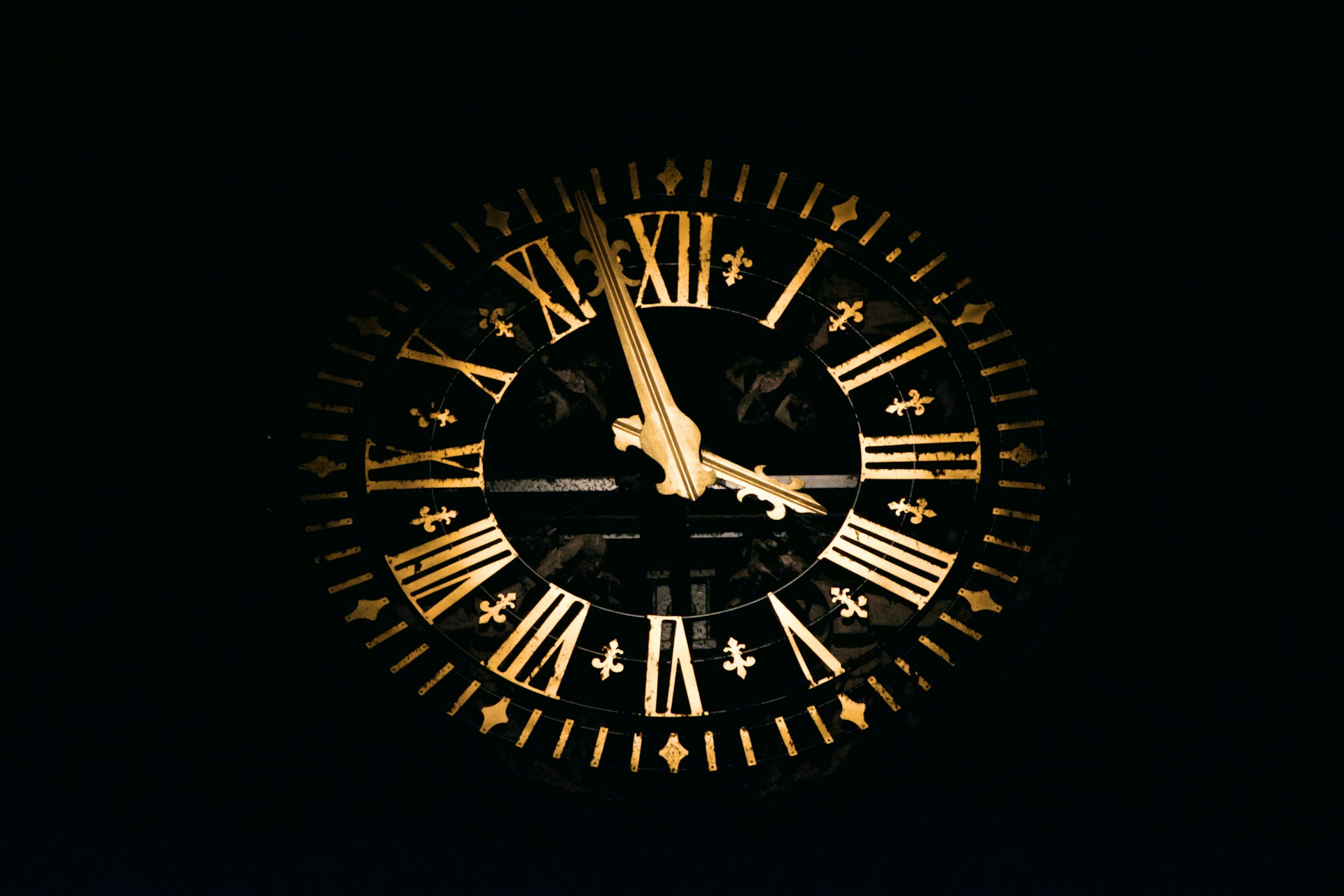 Can humans achieve extreme longevity?