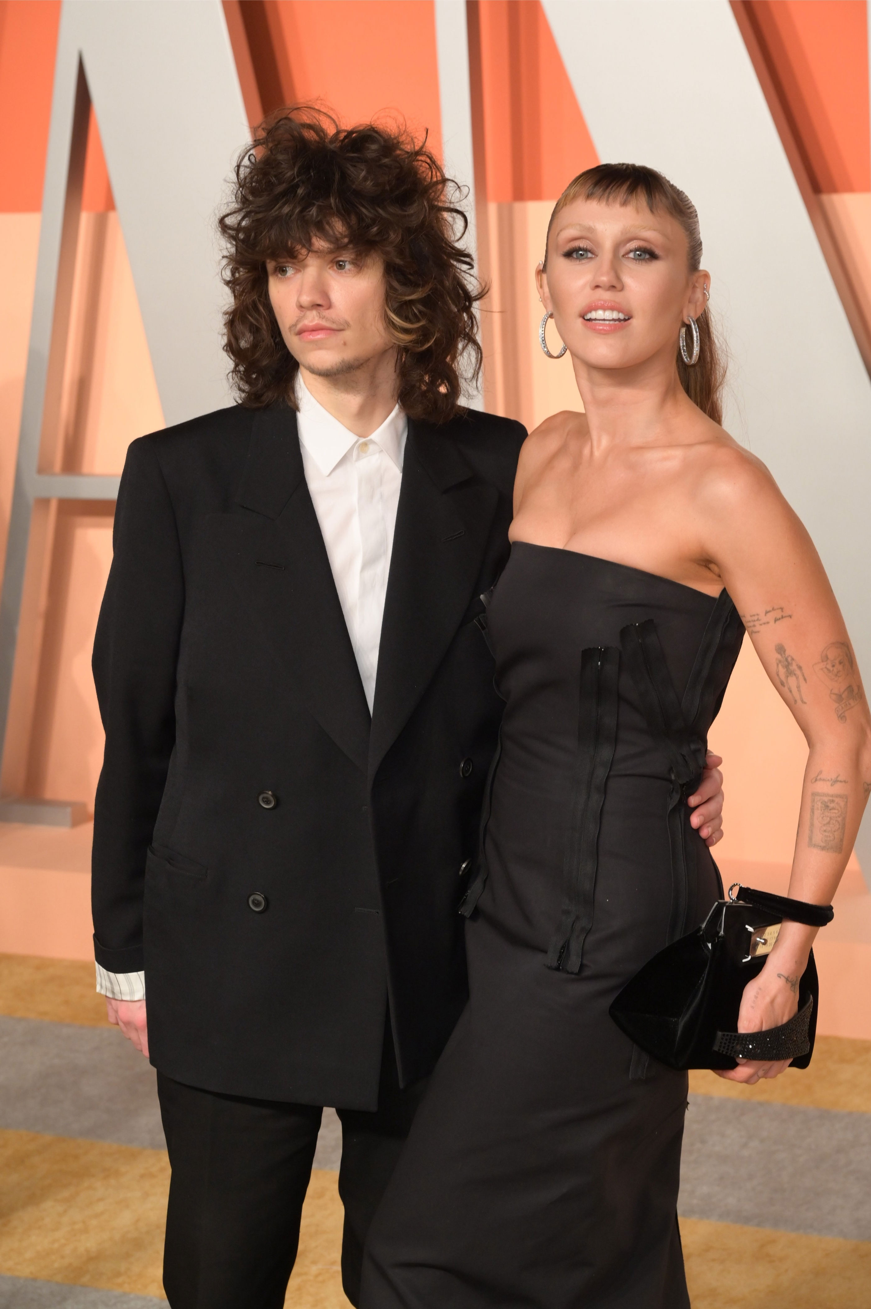 Miley Cyrus zaręczona z Maxxem Morando. Narzeczonego poznała na ...