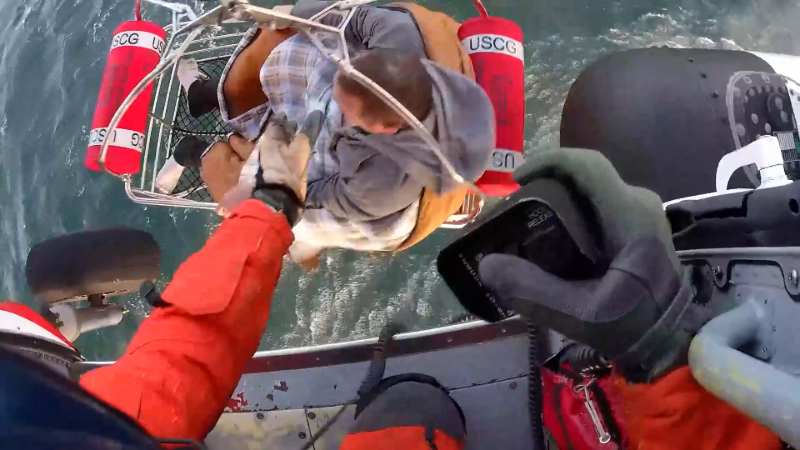 Coast Guard rescues four from sinking vessel off Washington coast