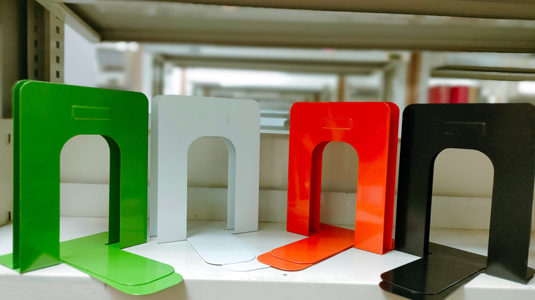 Revolutionize Kitchen Storage With Smart Bookend Solutions