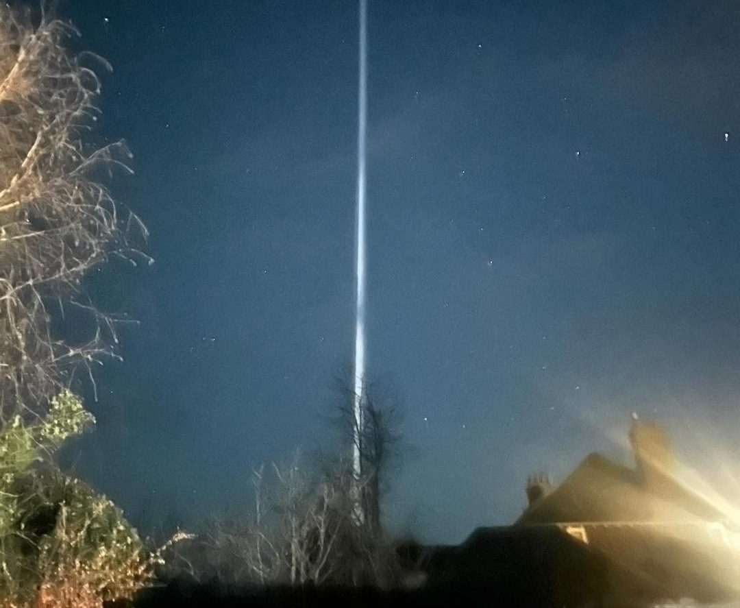 Mysterious light spotted in UK sky baffles locals