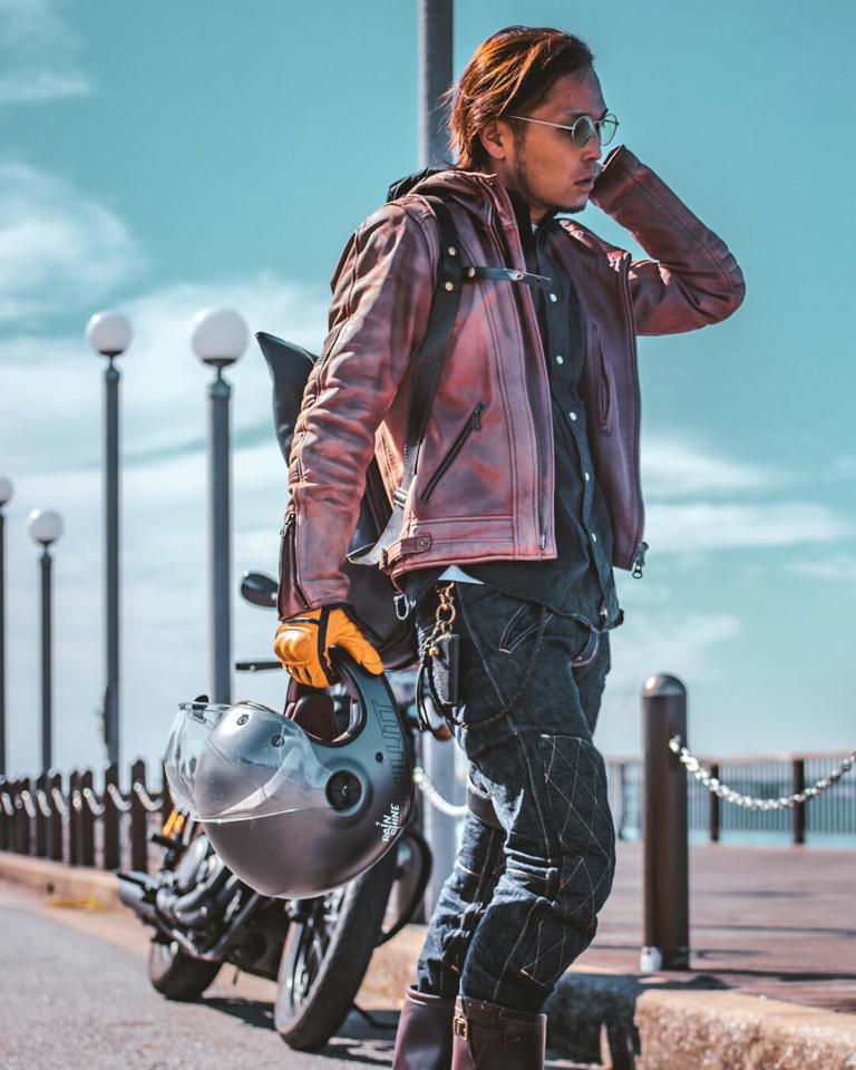 ライダー専用デニムパンツがMakuakeで登場 ロングツーリングも快適に