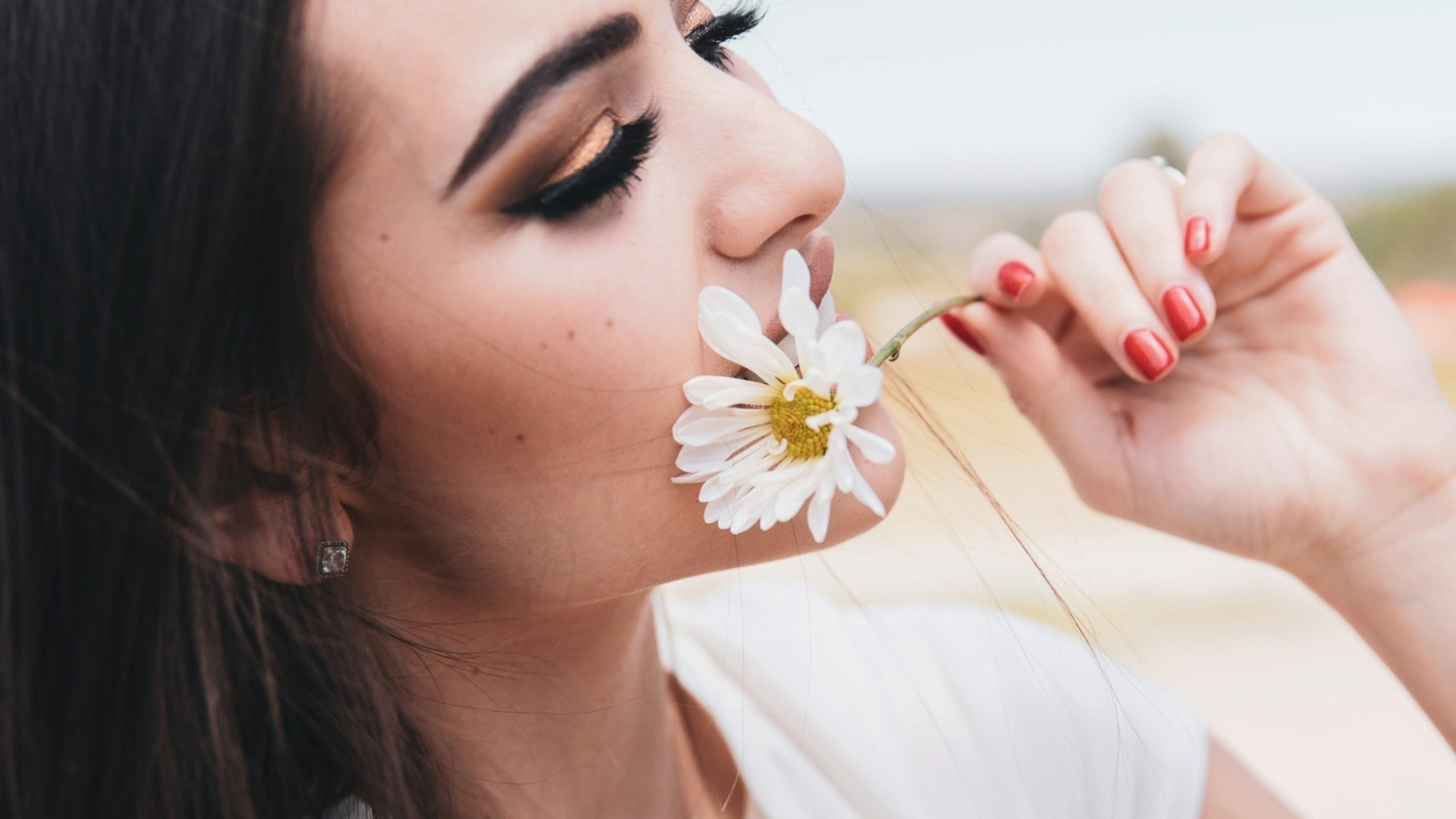 The "Red Nails Theory" empowerment or stereotype? This TikTok trend is