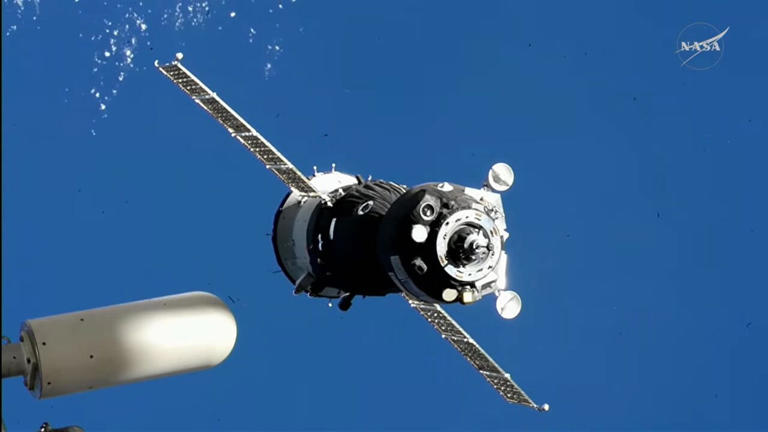 【▲ ISS＝国際宇宙ステーションにドッキングのため接近する宇宙船「Soyuz MS-28」（Credit: NASA）】