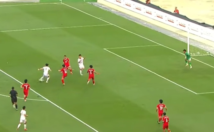 Vì sao trọng tài 'bẻ còi' bàn thắng của U22 Việt Nam?