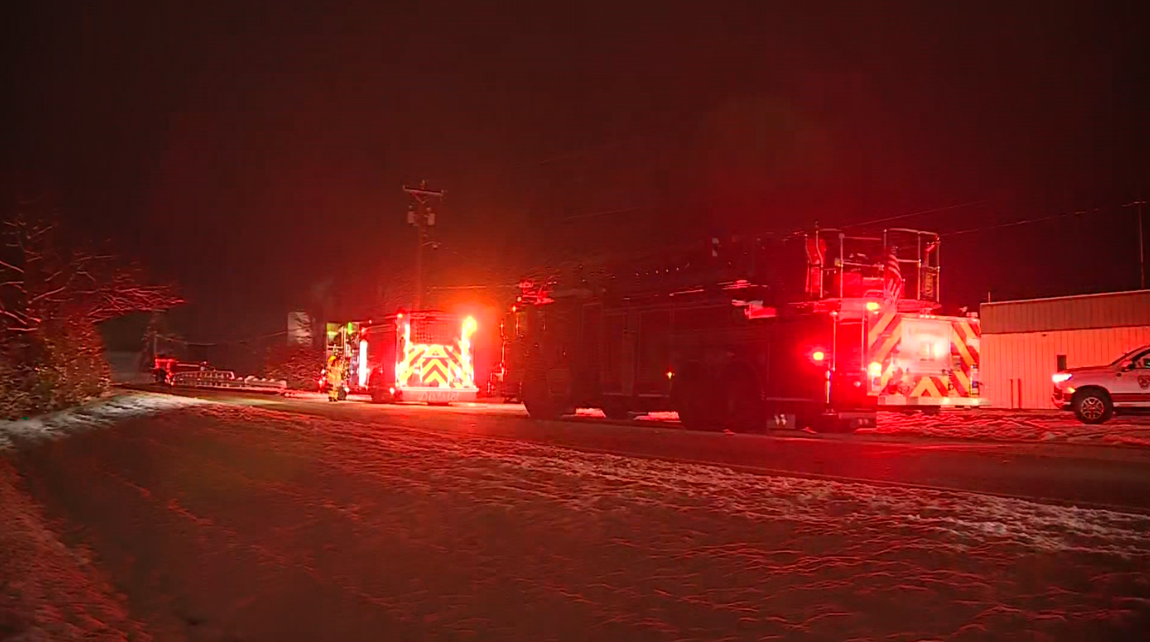 Officials: No injuries reported after overnight fire at Warren County ...