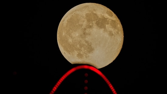 Last supermoon of 2025: Here's when and where you can see it