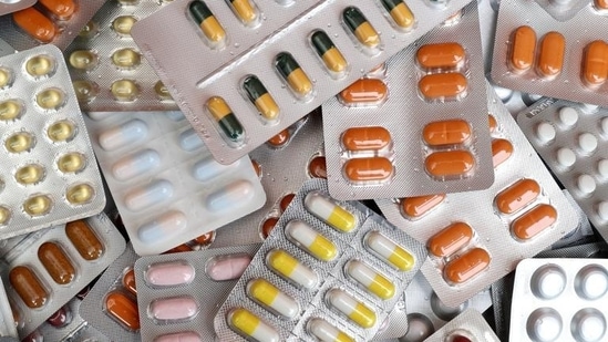 Deviant prescriptions contribute to AMR