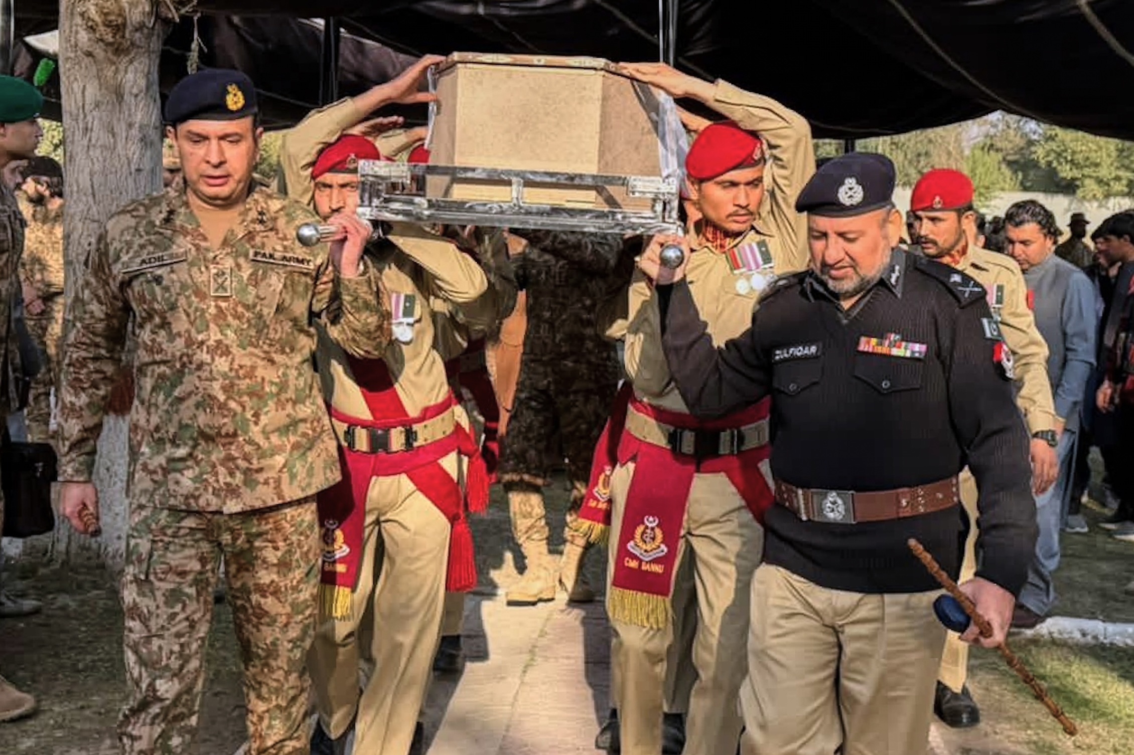 Bomb kills three Pakistani police officers close to Afghan border