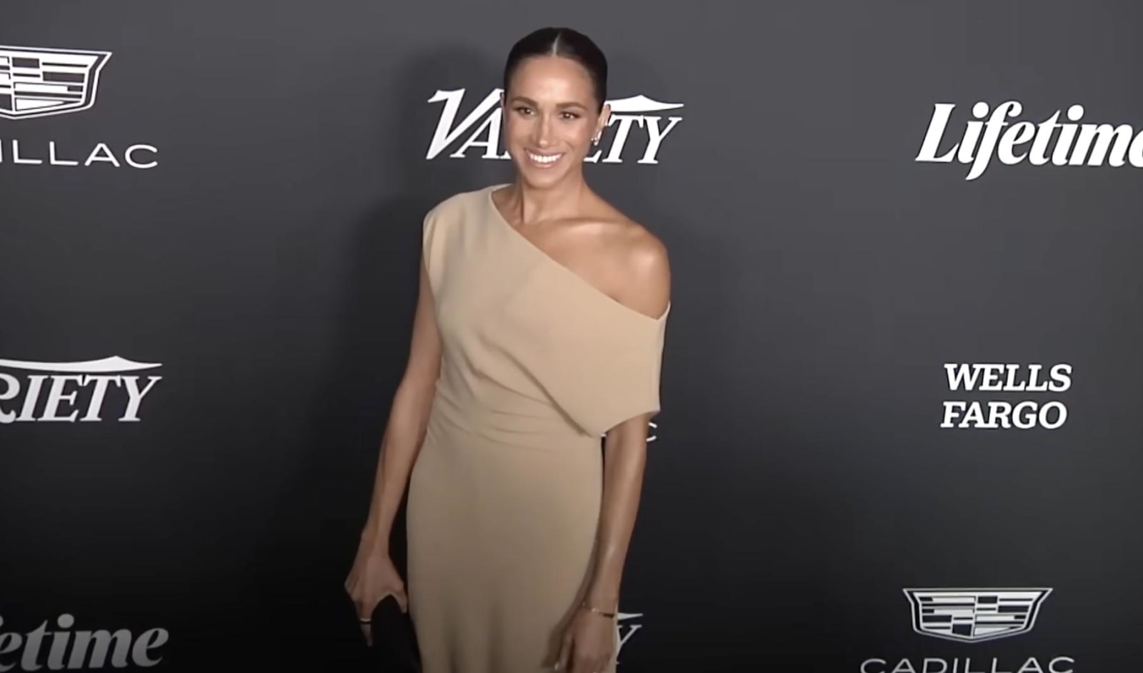 Meghan Markle Snubbed Real Housewives Cast Brutally Rejects Diva