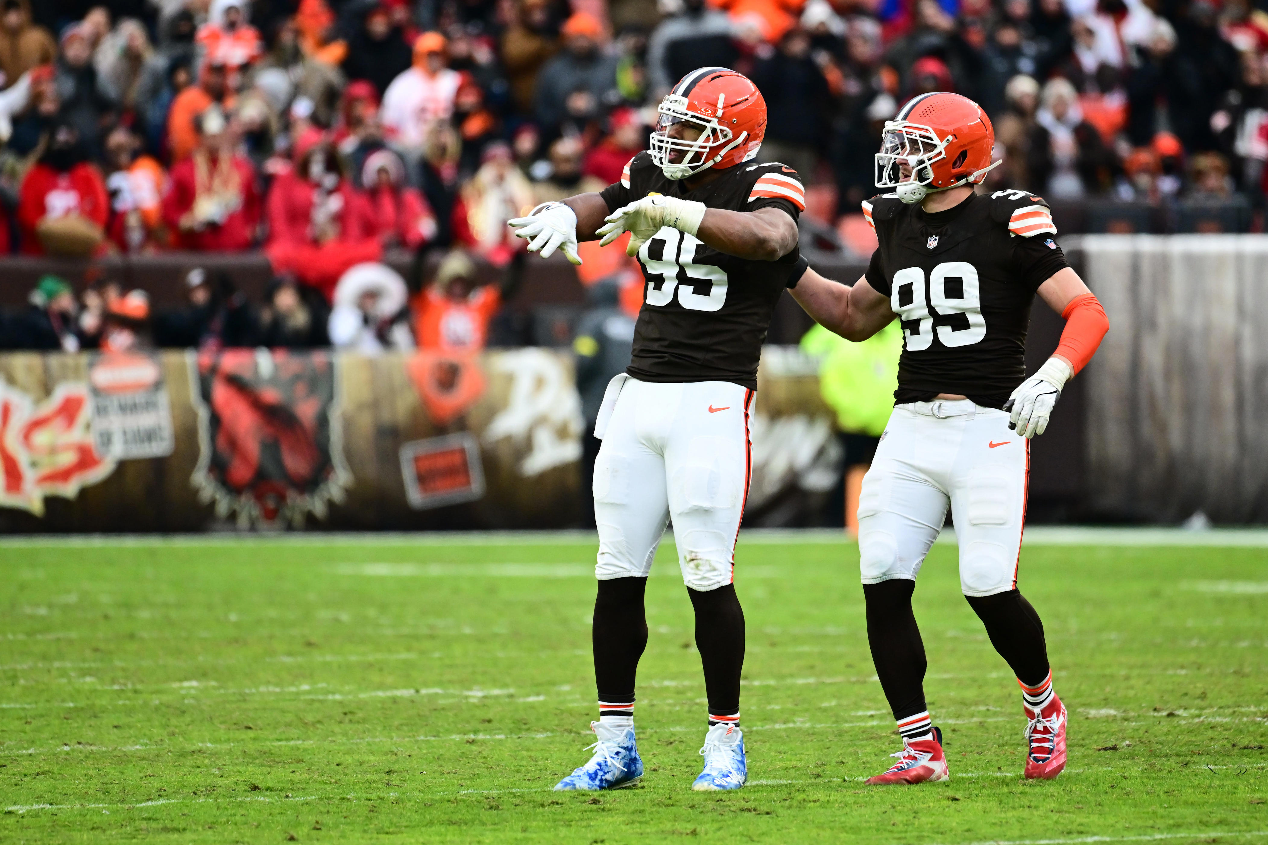 fantasy-football-start-em-sit-em-week-14-d-st-edition