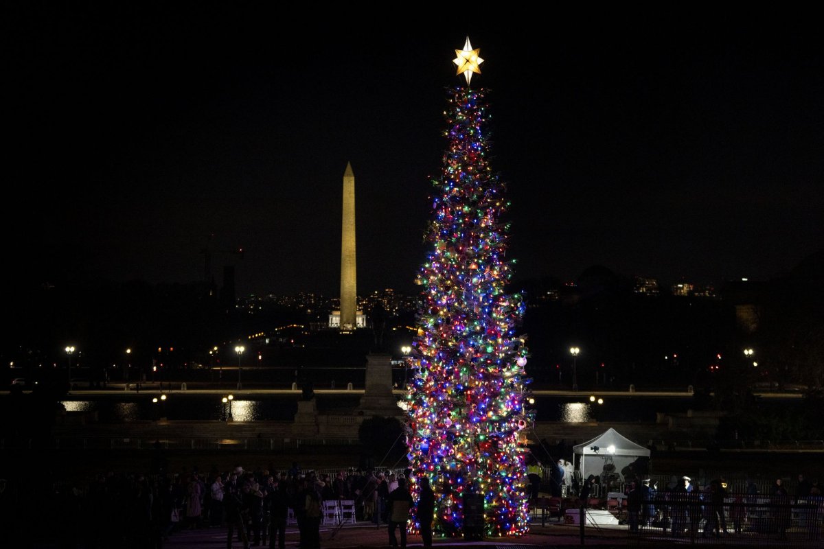 Capitol Christmas Tree lighting held in Washington