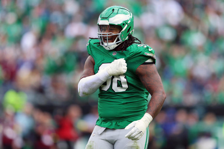 Philadelphia Eagles turn to giant bunny to save their season
