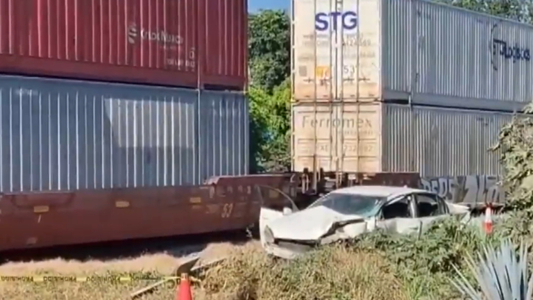 Jalisco. Muere adulto mayor tras intentar ganarle el paso al tren en El ...