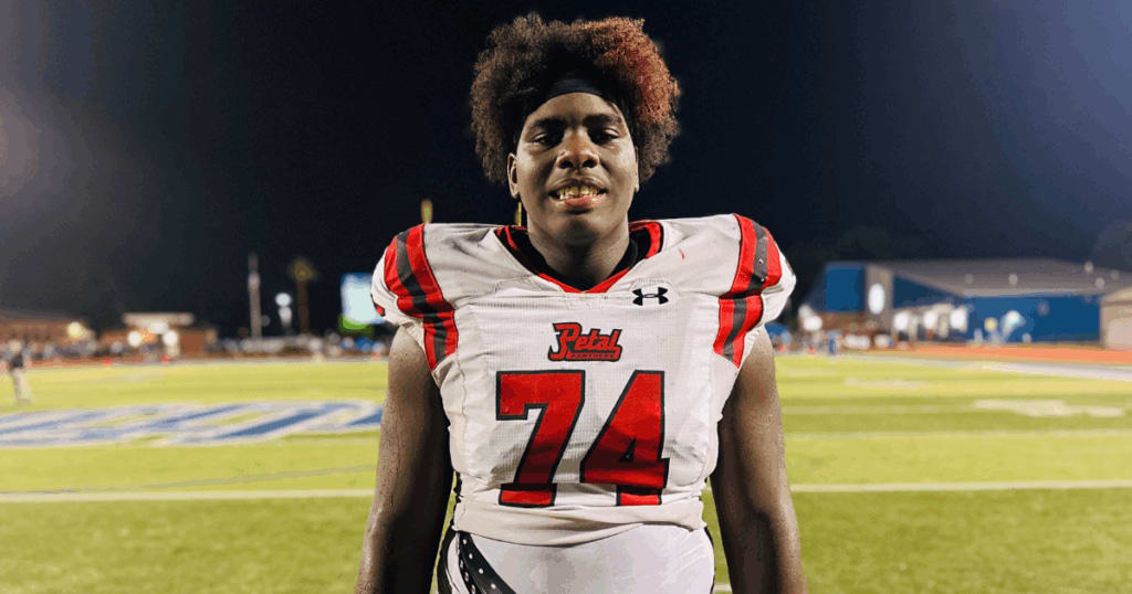 Four-star DL Corey Wells flips from Texas, signs with Auburn