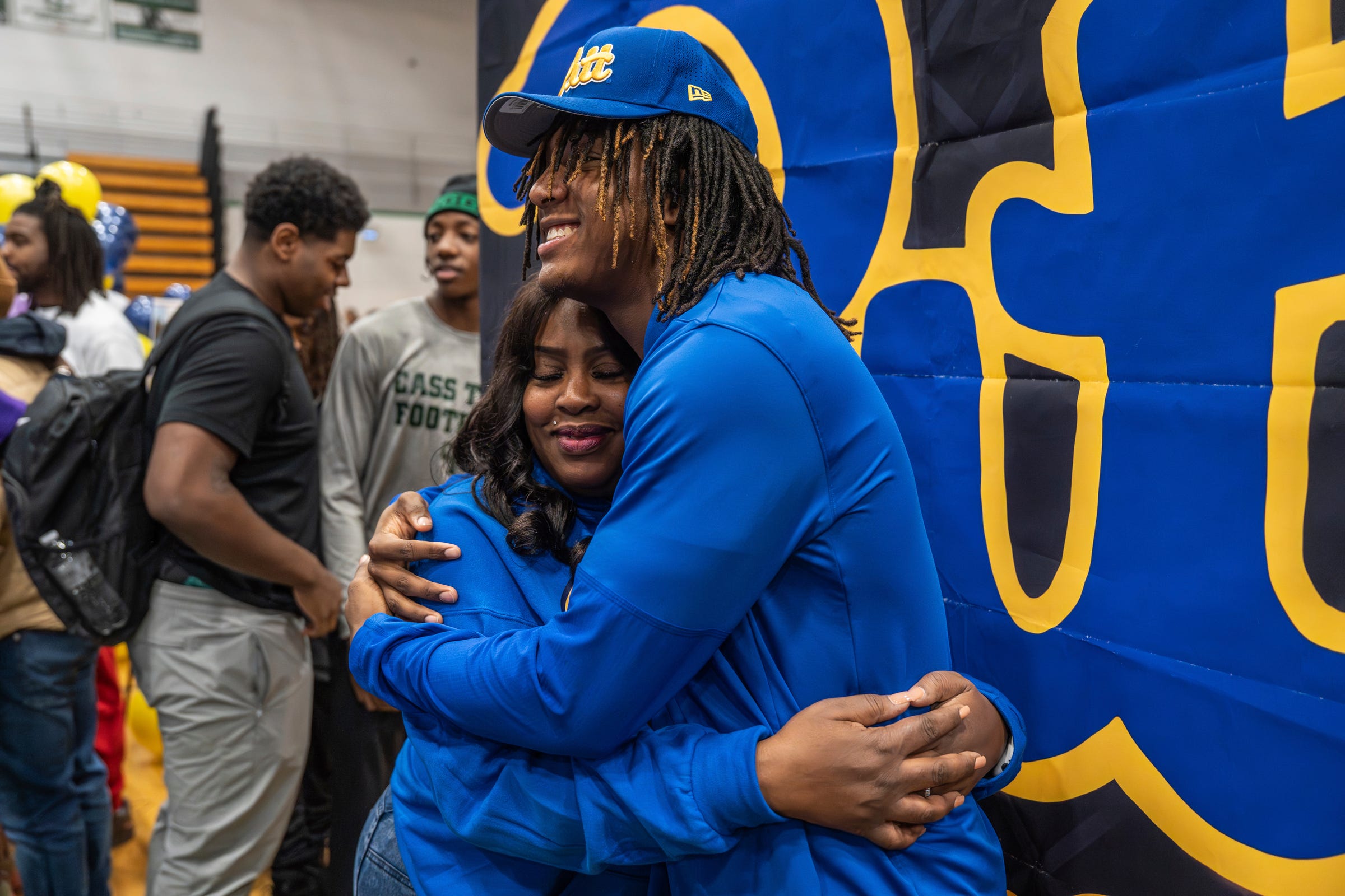 Detroit Cass Tech celebrates 'legendary' 2026 class on signing day