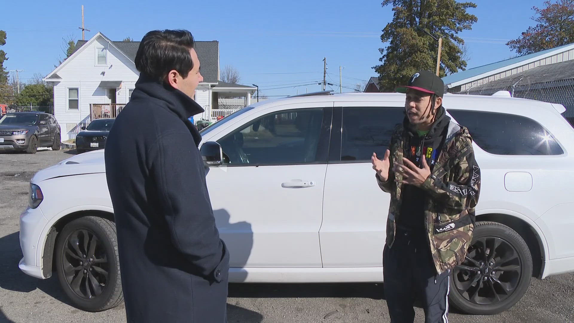 Driver speaks out after a federal agent shot at his car in DC