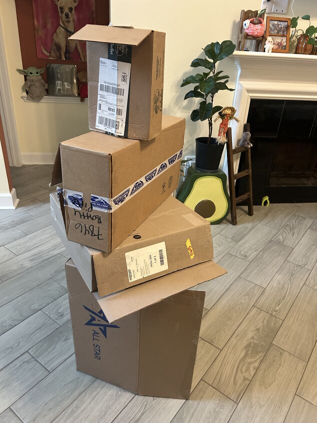 How to make a topsy-turvy gift box tree (using Amazon boxes!)