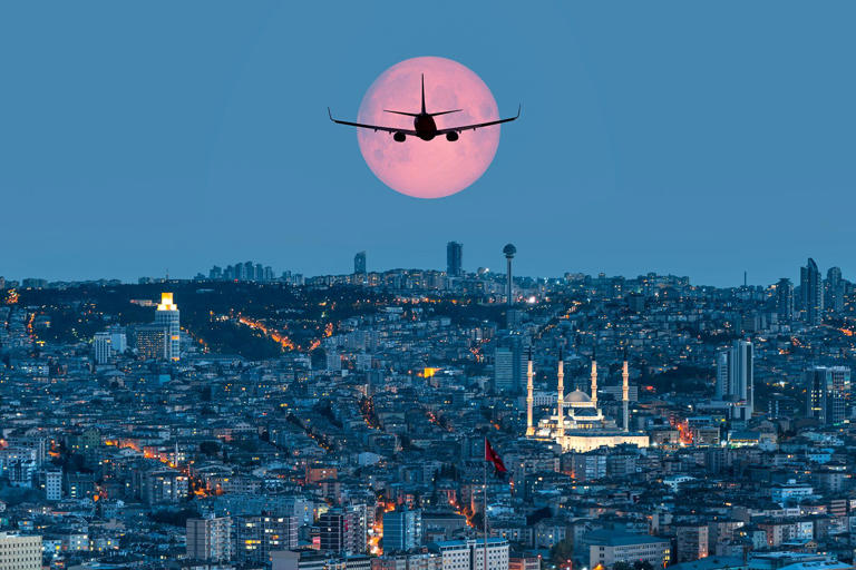 Trump plan would threaten airline reward miles