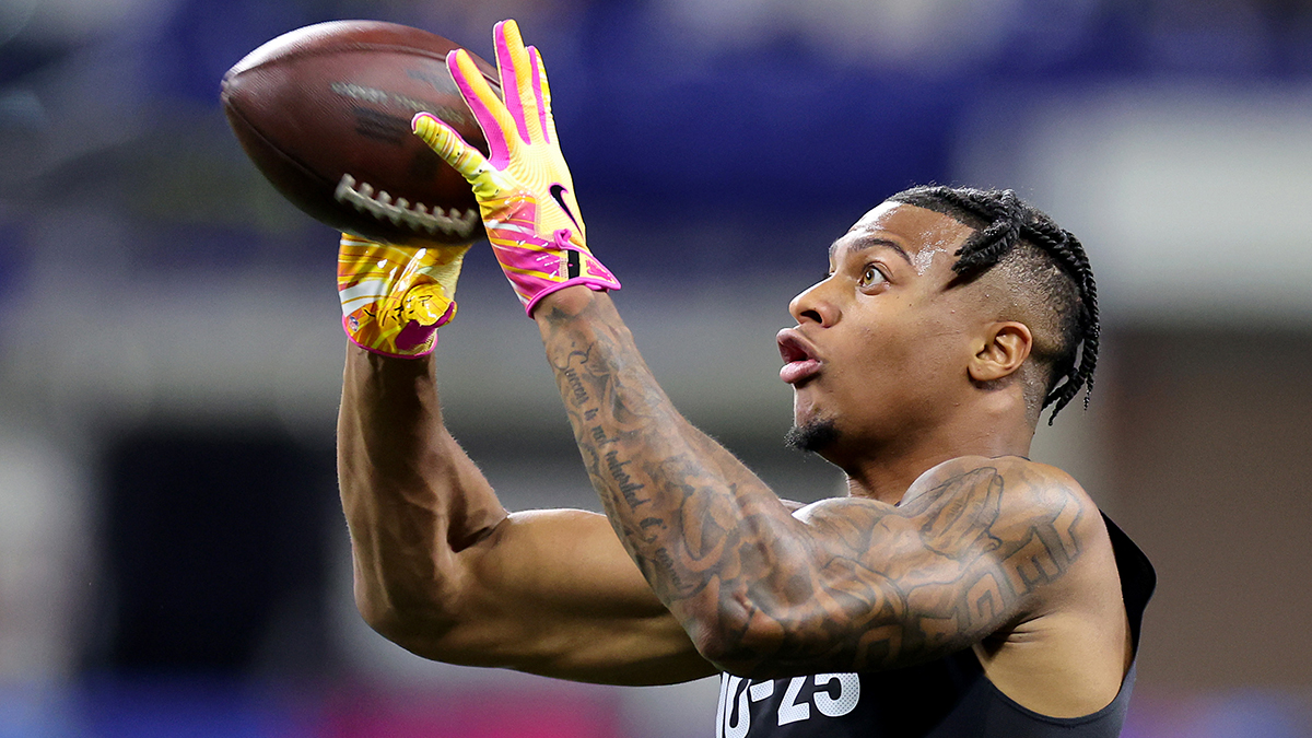 Raiders Sign Young WR Who Is Son of Team Legend