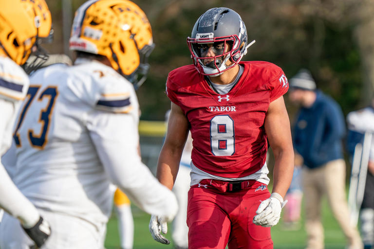 4-star DL Carter Gooden flips from UCLA to Tennessee football