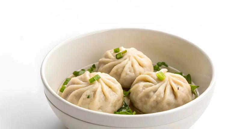 7 Benefits that a bowl of steamed momos has