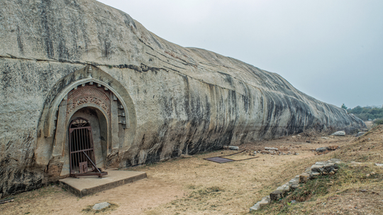 5-hidden-cave-sites-in-india-every-traveller-should-explore