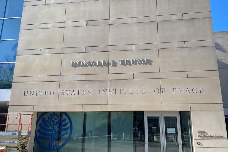 White House adds Trump's name to Institute of Peace after he lobbied ...