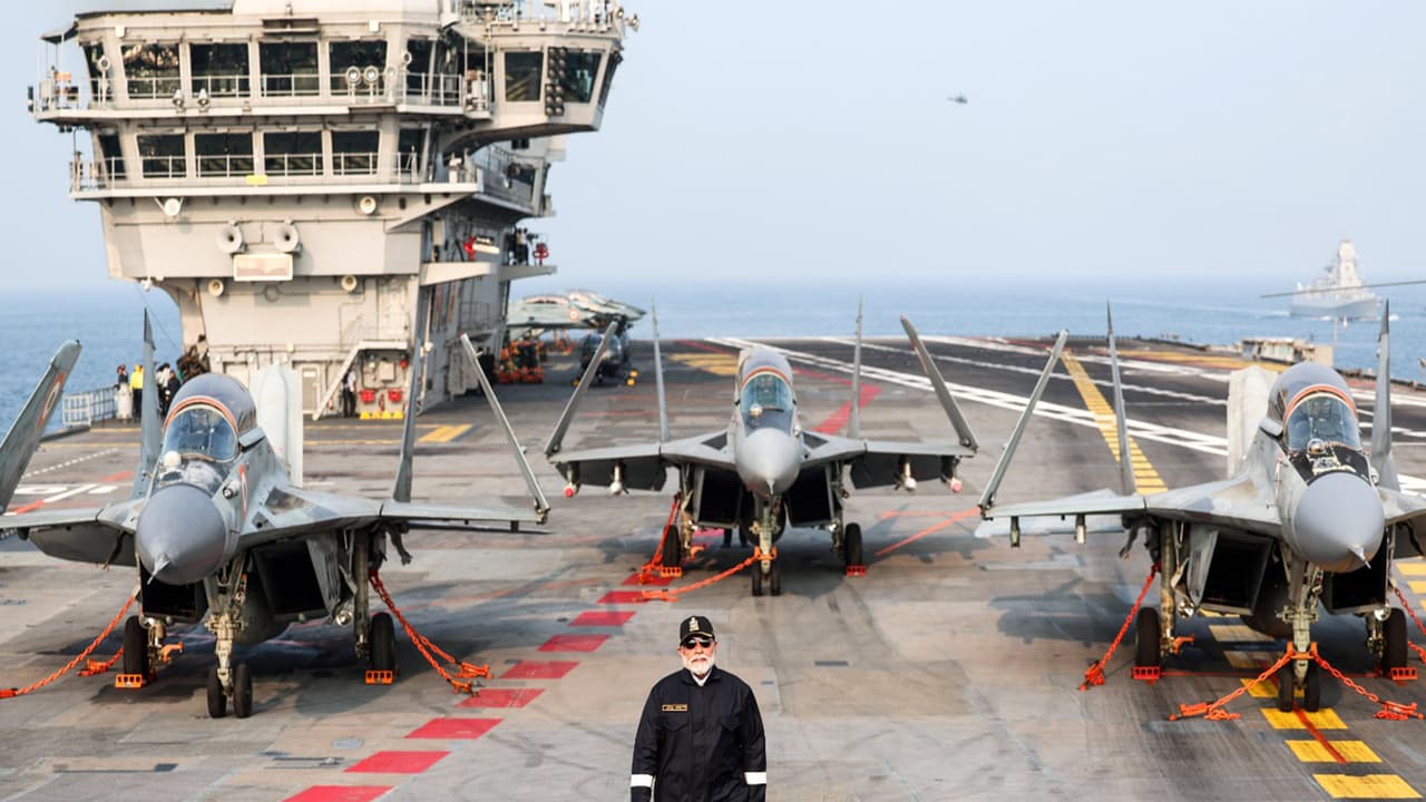 Navy Day: PM Modi lauds force's courage, recalls time on INS Vikrant