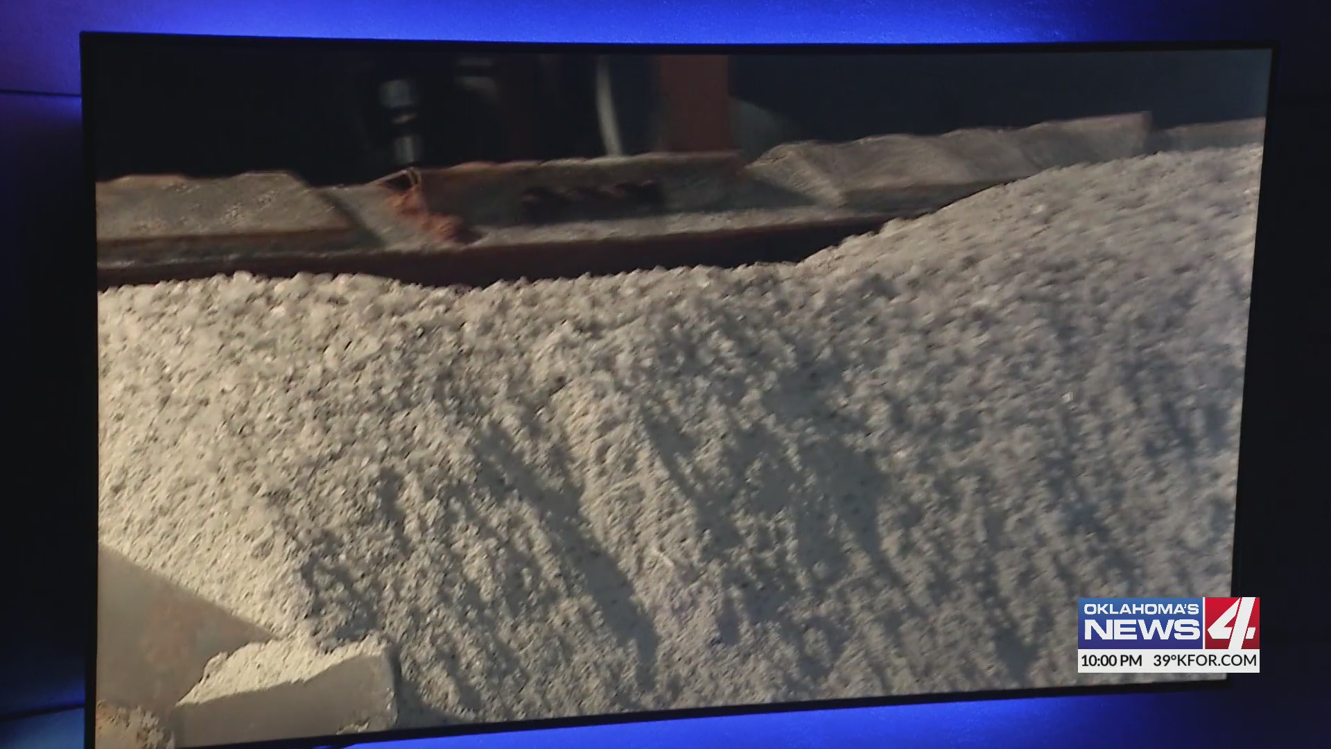Crews pre-treating roads and highways ahead of snow