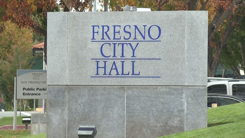 Fresno City Council approves new sidewalk vending ordinance
